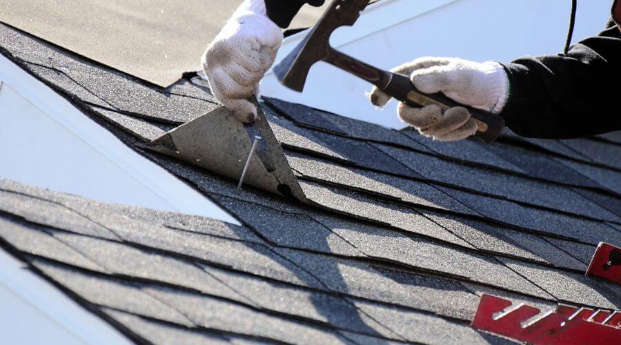 Expert flood damage restoration services in Maroa, IL